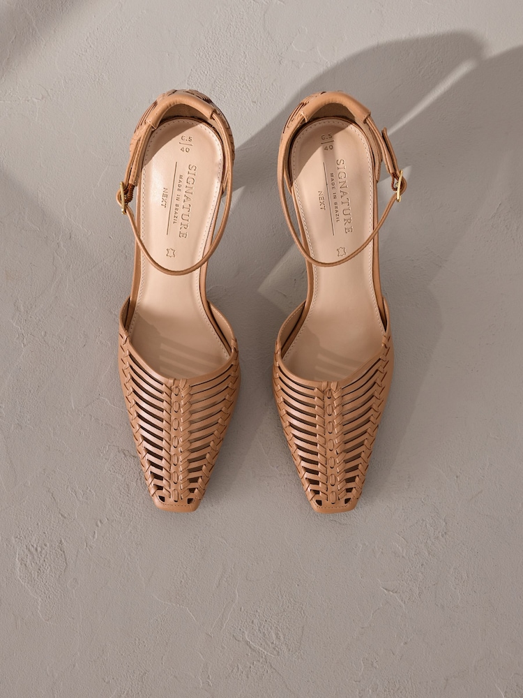 بني فاتح بني - Signature Premium Leather Weave Point Toe Heels - صورة 1 من 7