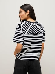 Red/Print/Stripe/Ecru Short Sleeve Crew Neck 100% Cotton T-Shirts 4 Pack - Image 3 of 11