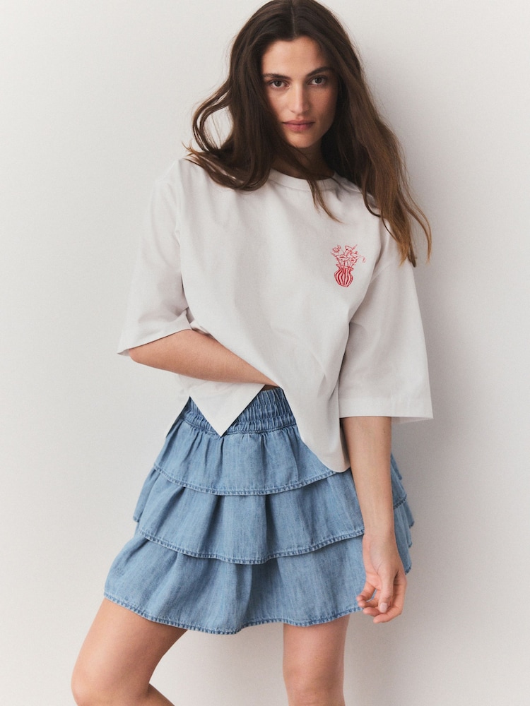 White Flower Vase Back Placement Graphic Oversized Short Sleeve Crew Neck T-Shirt - Image 2 of 10