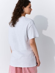 Grey Cake Scene Relaxed Fit Front Graphic Print Short Sleeve Crew Neck T-Shirt - Image 4 of 8