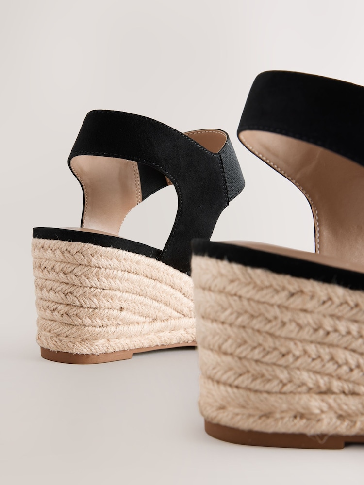 Schwarz - Forever Comfort® Round Toe Elastic Strap Detail Wedges - Bild 5 von 5 Schwarz - Forever Comfort® Round Toe Elastic Strap Detail Wedges - Bild 5 von 5