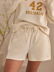 Creme - Textured Waffle Shorts - Bild 1 von 10
