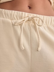 Creme - Textured Waffle Shorts - Bild 6 von 10