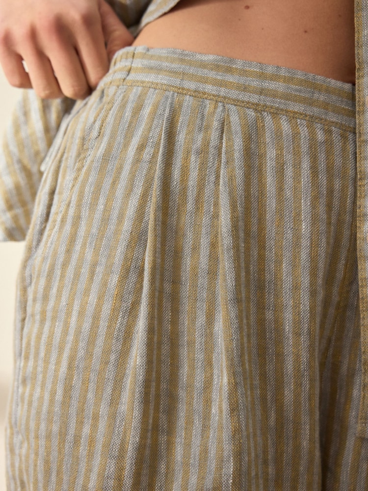 Green Stripe 100% Linen Shorts - Image 5 of 6