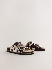 Couro estampado de vaca animal - Sandálias de palmilha de alça dupla Forever Comfort® Premium - Imagem 7 de 10