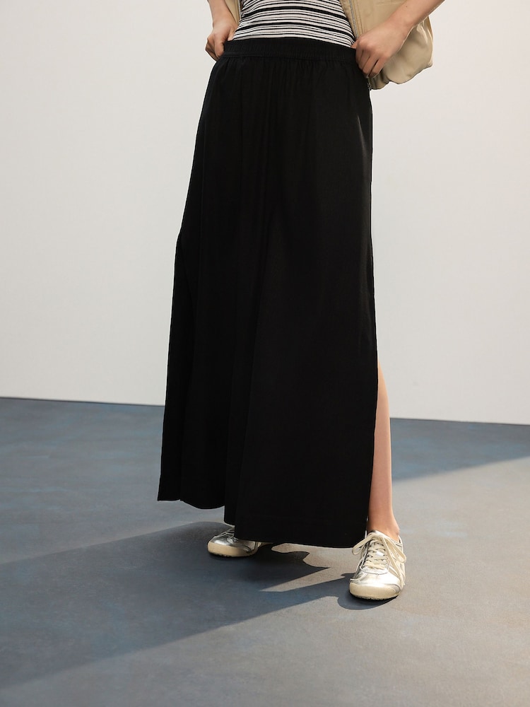 Black Maxi Skirt with Linen - Image 2 of 8
