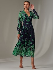 Jolie Moi Green Dalia Symmetrical Print Lace Maxi Dress - Image 6 of 6
