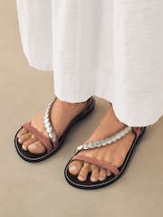وردي سويد - Shield Studded Wrap Sandals - صورة 3 من 10
