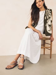 وردي سويد - Shield Studded Wrap Sandals - صورة 5 من 10