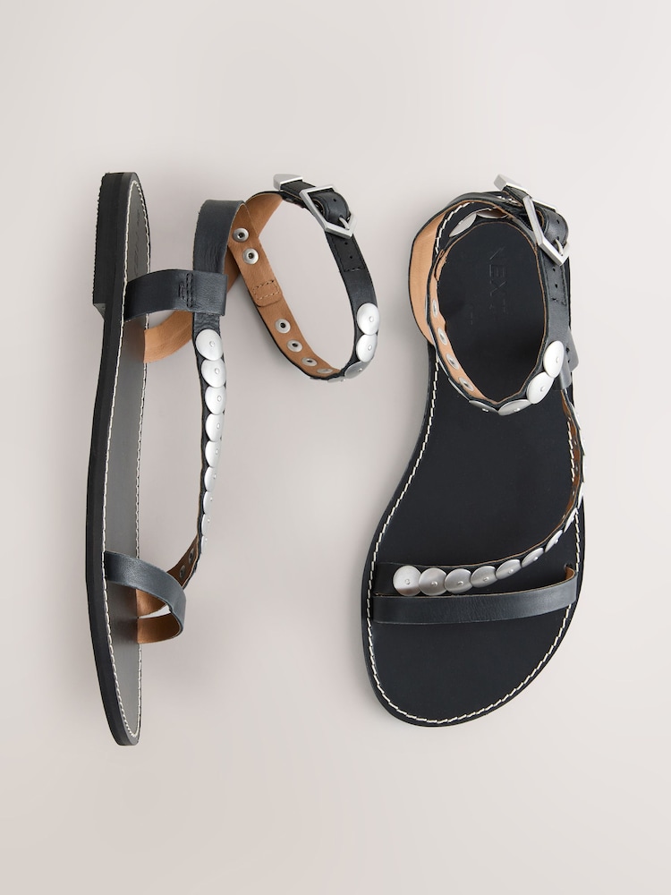 جلد أسود - Shield Studded Wrap Sandals - صورة 1 من 5