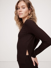 Banana Republic Brown Wide Ribbed V-Neck Top - Image 3 of 3