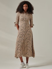 Jolie Moi Natural Nora Print Viscose Maxi Shirt Dress - Image 5 of 6