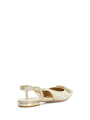 zlata (barva); zlato - Dune London potisk; vzorec Confidence Broach Trim čevlji s plosko peto/brez pete Slingback čevlji s plosko peto/brez pete - Slika 4 iz 6