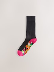 Bright Red/Green Geo 7 Pack Mens Cotton Rich Black Socks - Image 6 of 10