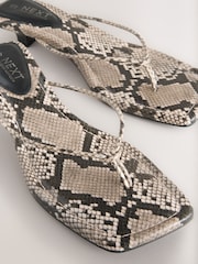 Змеиная кожа - Forever Comfort® Square Toe Post Low Heels - Image 8 of 8