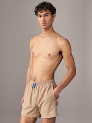 Бежевый - BOSS Tio Logo Quick Dry Swim Shorts - Изображение 1 из 4