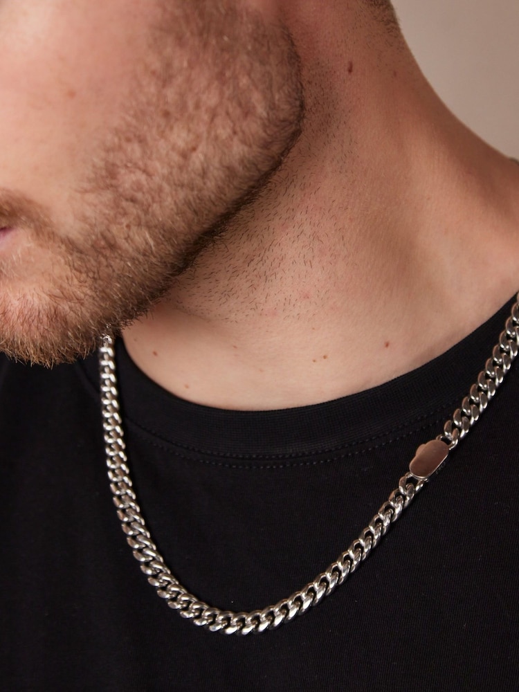 Orelia London Chunky Flat Curb & Solid Clasp Necklace - Image 3 of 3