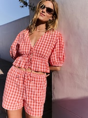 Rot und Pink - Strukturierte Vichy-Karo-Shorts aus 100 % Baumwolle - Image 2 of 7