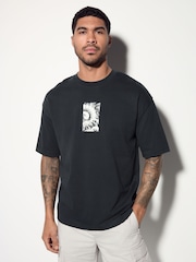 Preto - Camiseta japonesa com estampa gráfica de surf - Imagem 3 de 9