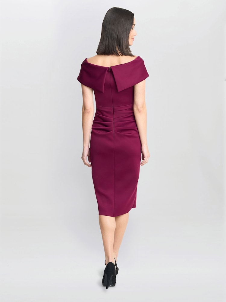 Gina Bacconi Rotes Miranda Schulterfreies Kleid mit Rüschen - Bild 2 von 5 Gina Bacconi Rotes Miranda Schulterfreies Kleid mit Rüschen - Bild 2 von 5