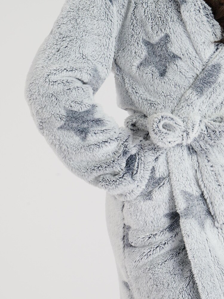 Loungeable Silver Frosted Star Cut Sherpa Hooded Midi Robe - Image 5 of 5