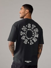 Schwarz Manhattan - Bequeme Passform - T-Shirt aus schwerem Material mit Grafikprint - Image 1 of 9