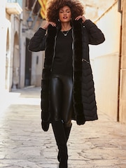 Sosandar Black Faux Fur Edge Detail Padded Coat - Image 2 of 5