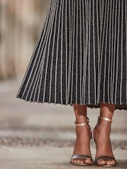 Sosandar Gold Metallic Ombre Knitted Fit and Flare Dress - Image 3 of 5