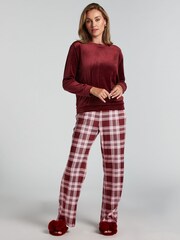 Hunkemöller Red Velvet Pyjamas Set - Image 1 of 5