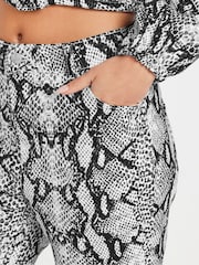 PixieGirl Petite Grey Snake Print Straight Leg Jeans - Image 4 of 6