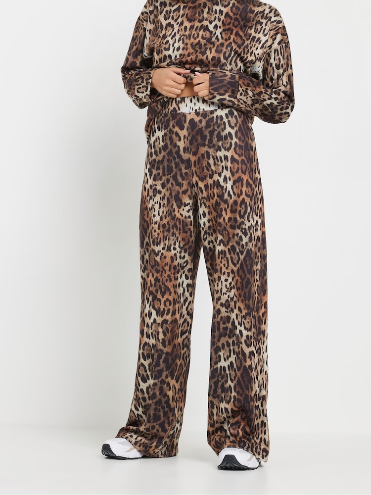 PixieGirl Petite Brown Leopard Print Soft Touch Wide Leg Trousers - Image 2 of 5
