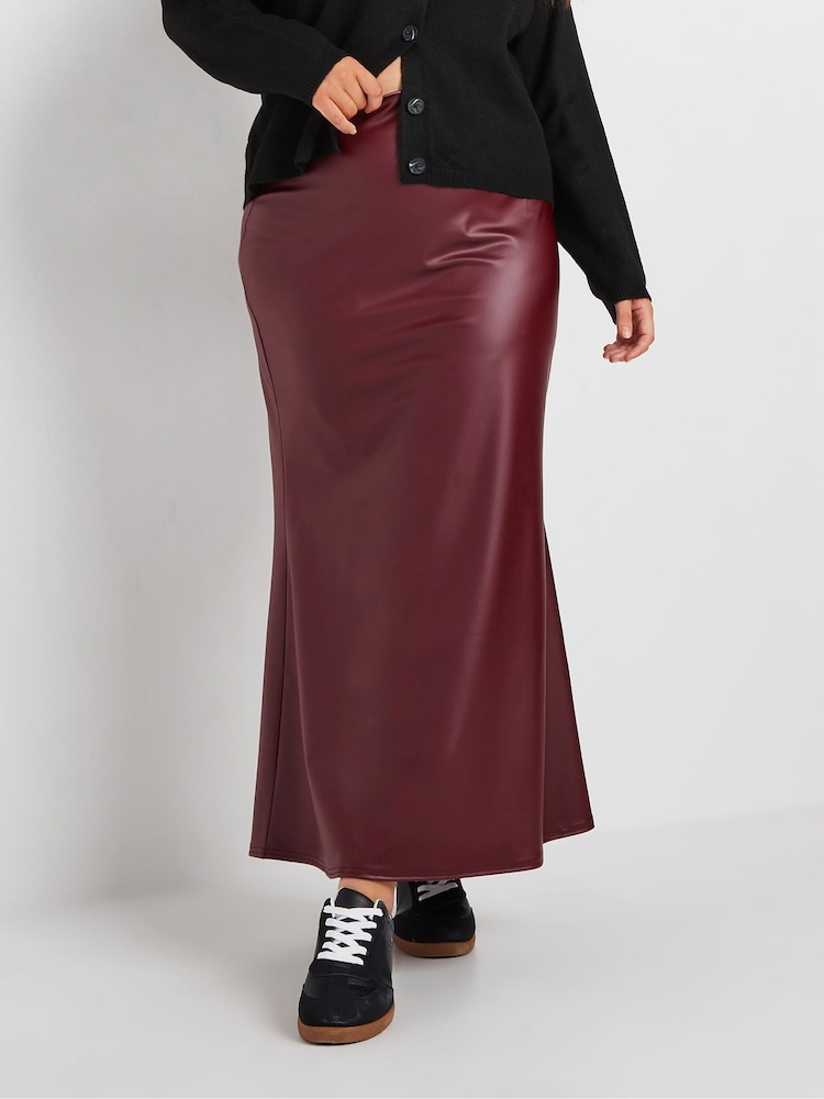 Yours Curve Limited Matte PU Skirt - Imagen 2 de 5 Yours Curve Limited Matte PU Skirt - Imagen 2 de 5