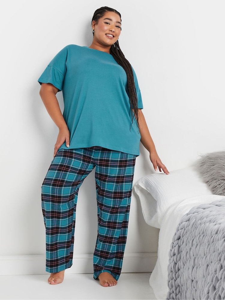 Yours Curve Jersey Woven Short Sleeve Check 100% Cotton Pyjamas Set - صورة 2 من 5 Yours Curve Jersey Woven Short Sleeve Check 100% Cotton Pyjamas Set - صورة 2 من 5