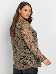 Top oversize con estampado de leopardo de Yours Curve - Imagen 3 de 5