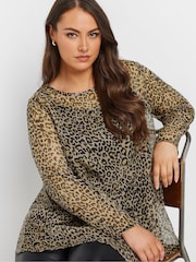 Top oversize con estampado de leopardo de Yours Curve - Imagen 4 de 5
