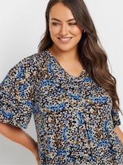 Yours Curve Blue Pleated Front Swing Top - Image 4 of 5