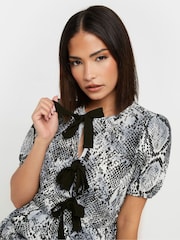 PixieGirl Petite Grey Snake Print Bow Top - Image 4 of 5