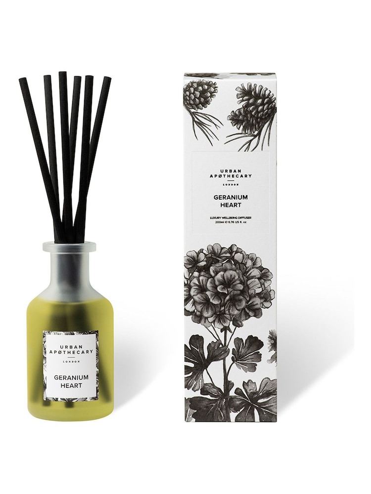 Urban Apothecary Geranium Heart Luxury Diffuser 200ml - Image 2 of 3