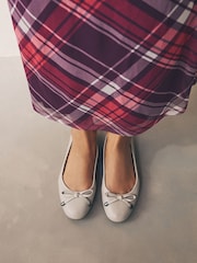 Bone Forever Comfort® Round Toe Leather Ballerina Shoes - Image 3 of 7
