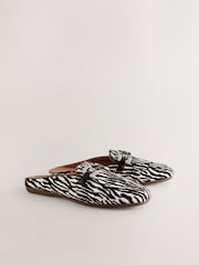 Zebra - Usnjeni natikači s kovinskim detajlom Forever Comfort® - Slika 2 iz 5