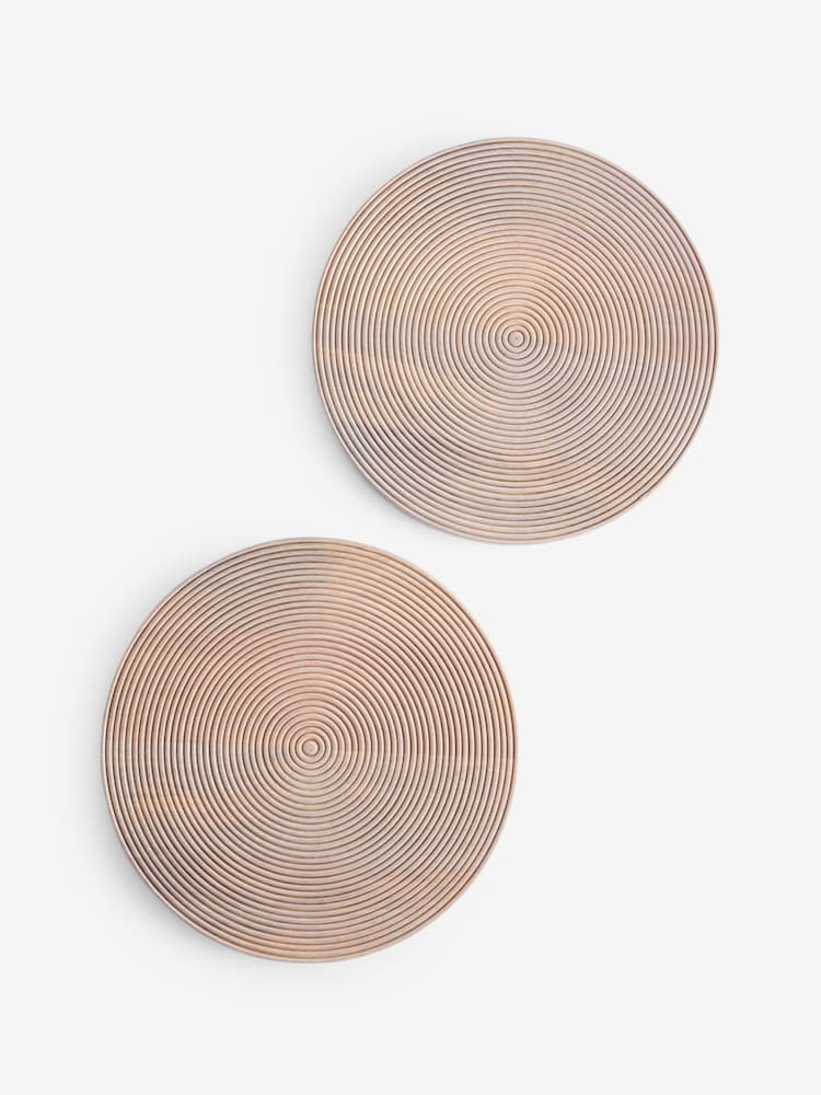 Set of 2 White Wash Bronx Etched Wooden Placemats - Image 4 of 4