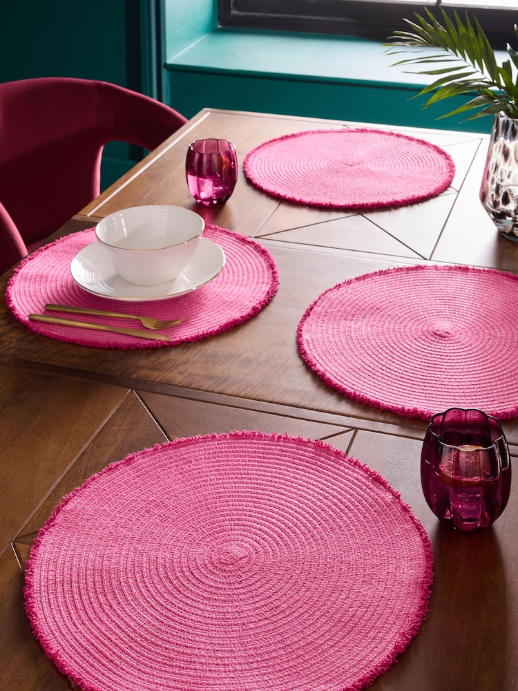 Komplet 4 fringe placematov - Slika 1 iz 4 Komplet 4 fringe placematov - Slika 1 iz 4