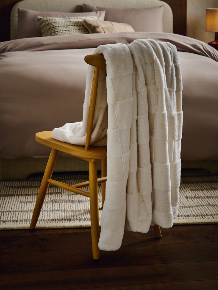Jasper Checkerboard Cosy Fleece Reverse Throw - Imagem 2 de 5