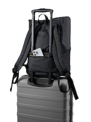 Cabin Max Black Iseo 20L Water Resistant Backpack 40x20x25cm - Image 4 of 5