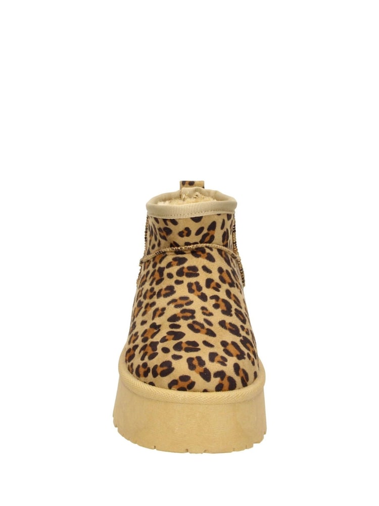 Novo Animal Standard Fit Luna Low Ankle Pull On Platform Boots - Image 3 of 3