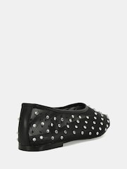 Zapatos planos estilo bailarinas de malla con pedrería Hannah de Novo - Imagen 4 de 6
