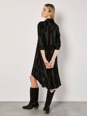 Apricot Green Painted Lines High Low Shirt Dress - Image 4 of 4
