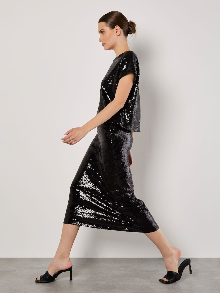 Apricot Black Flat Sequin Cropped T-Shirt - Image 2 of 4