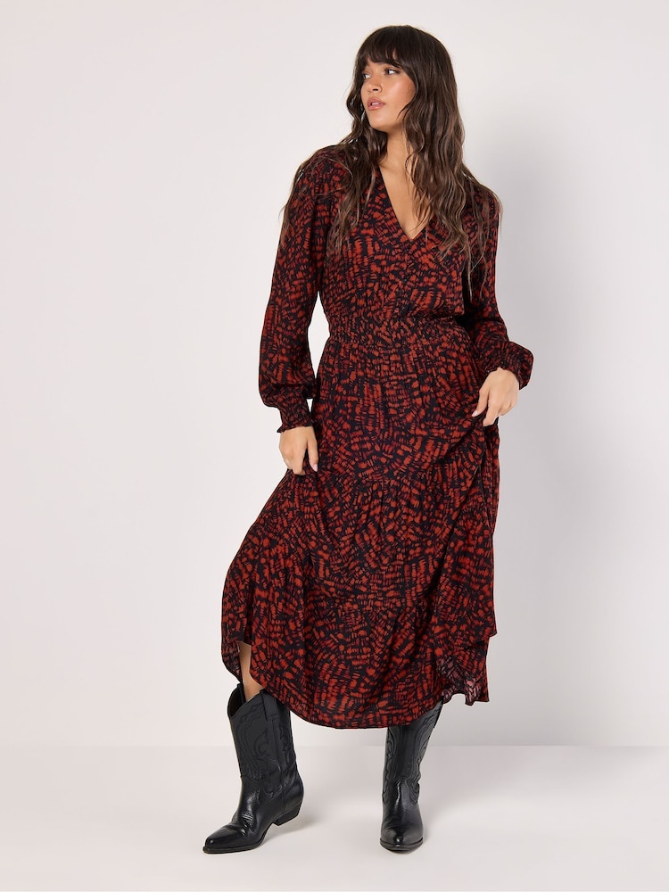Apricot Red Hatched Textured Tier Dress - Image 5 of 5