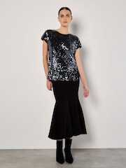 Apricot Grey Rainbow Sequin T-Shirt - Image 4 of 4